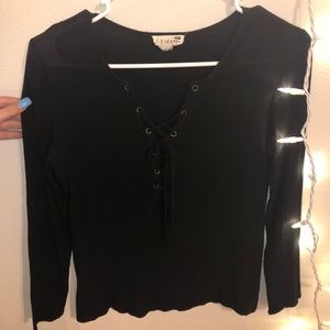 Cute/Comfy Black Top From Urban Outfitters